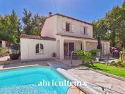 Maison avec piscine et terrasse