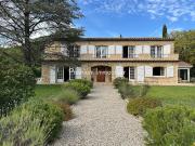 Maison avec piscine et terrasse