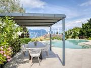 Maison avec piscine et terrasse