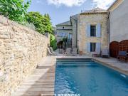 Maison avec piscine et terrasse