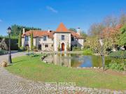 Maison avec piscine et terrasse