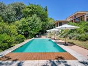 Maison avec piscine et terrasse