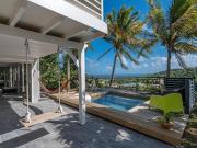 Maison avec piscine et terrasse