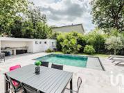 Maison avec piscine et terrasse