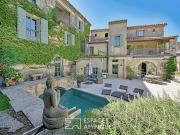 Maison avec piscine et terrasse