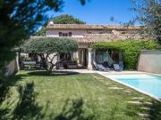 Maison avec piscine, jardin et vue sur le Luberon