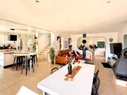 Maison avec piscine Secteur résidentiel recherché à Bormes