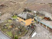 Maison avec potentiel: deux appartements à deux pas de Sion