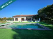 Maison avec sous sol, piscine et jardin Maison avec sous sol, piscine et jardin