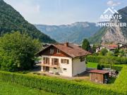 Maison avec terrain constructible plat. 175m² Thônes