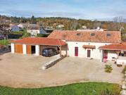 Maison contemporaine avec jardin et terrasse