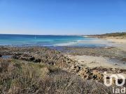 Maison en bord de mer avec jardin