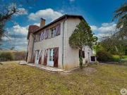 Maison avec Vue 16hectares et dépendances 147m² Espère