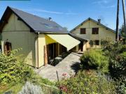 Maison avec vue sur la montagne