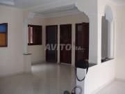 Maison bien entrtenue contituée de 2 appartements