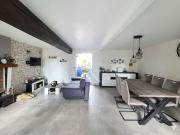 Maison chaleureuse au coeur de La Jumellière sur...