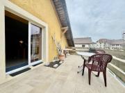 Maison chaleureuse aux Verrières: Deux appartements...
