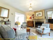 Maison chaleureuse rénovée au coeur du village de Cergy !