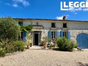 Maison charentaise en pierre, rénovée, au calme, 4...