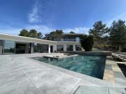 Maison contemporaine 186 m2 4chambres piscine + Dépendance
