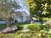 Maison Contemporaine avec dépendances secteur...