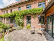 Maison contemporaine avec jardin