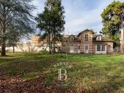 Maison contemporaine avec jardin