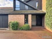 Maison contemporaine avec jardin