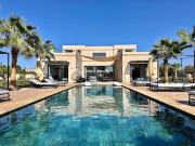 Maison contemporaine avec jardin