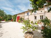 Maison contemporaine avec jardin et terrasse