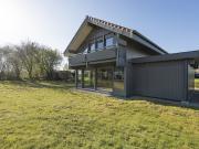 Maison contemporaine avec jardin et terrasse