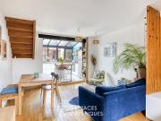 Maison contemporaine avec jardin et terrasse