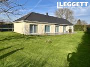 Maison contemporaine avec jardin et terrasse