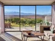 Maison contemporaine avec jardin et terrasse