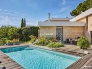 Maison contemporaine avec piscine