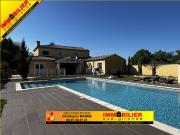 Maison contemporaine avec piscine