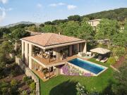 Maison contemporaine avec piscine en bord de mer