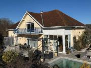 Maison contemporaine avec piscine et jardin 164m² Salies...