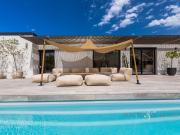 Maison avec piscine et terrasse