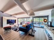 Maison contemporaine avec vue imprenable sur golf....