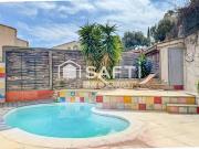Maison contemporaine avec vue mer et piscine à bompart