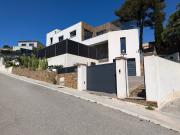 Maison contemporaine de 150 m2 avec piscine