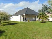 Maison contemporaine de plain pied sur grande parcelle