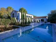 Maison contemporaine de plain pied à Saint Rémy de Provence