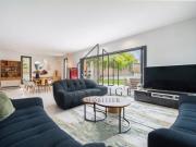MAISON CONTEMPORAINE DE TYPE 5 LA TREILLE / LES CAMOINS