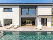 Maison contemporaine d'exception en lisière de forêt...