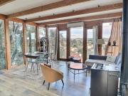 Maison contemporaine ossature bois ? Écrin de verdure ?...