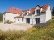 MAISON CONTEMPORAINE sur 5500 m2 de terrain avec piscine !