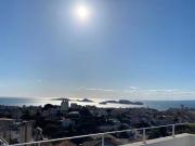 Maison contemporaine vue mer et vue vallon
