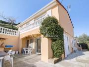 MAISON CONTES 5 PIECES 500M DE TERRAIN GARAGE PARKING